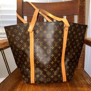 Retro AUTHENTIC Louis Vuitton shopper tote. Great condition, Used.